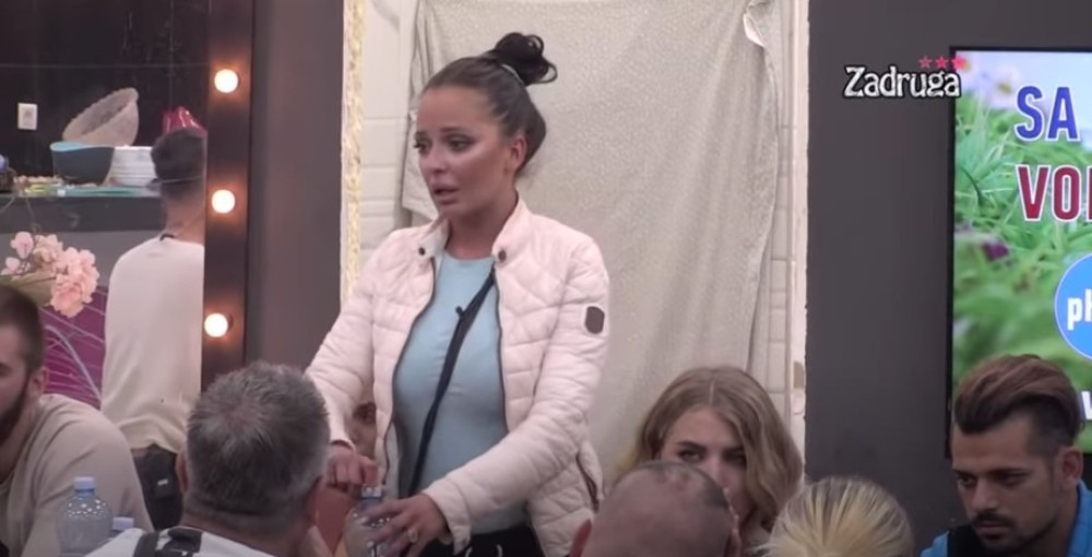 "Zaljubljena sam u Marka, dugo sam ćutala, ne mogu više" Jelena Pešić ustala za crnim stolom i šokirala izjavom