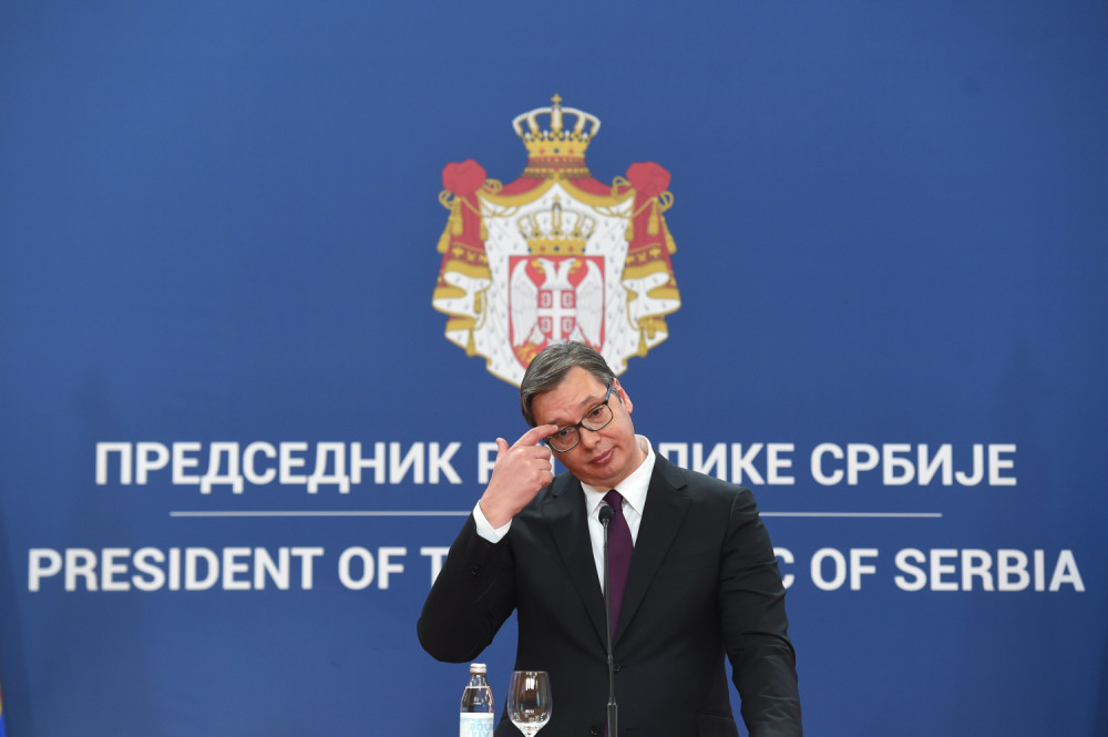 Stravične uvrede Đilasovog poslušnika na račun predsednikove dece