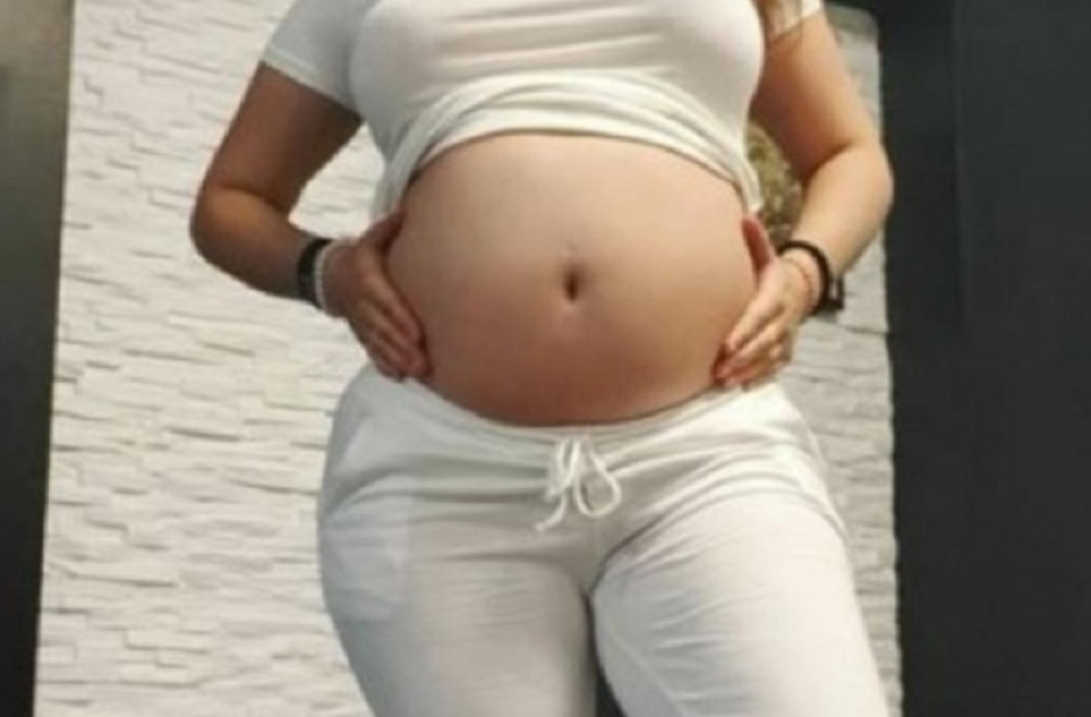 Tajila da je trudna dok je bila u rijalitiju: Učesnica "Parova" sa stomakom do zuba, tik pred porođaj!