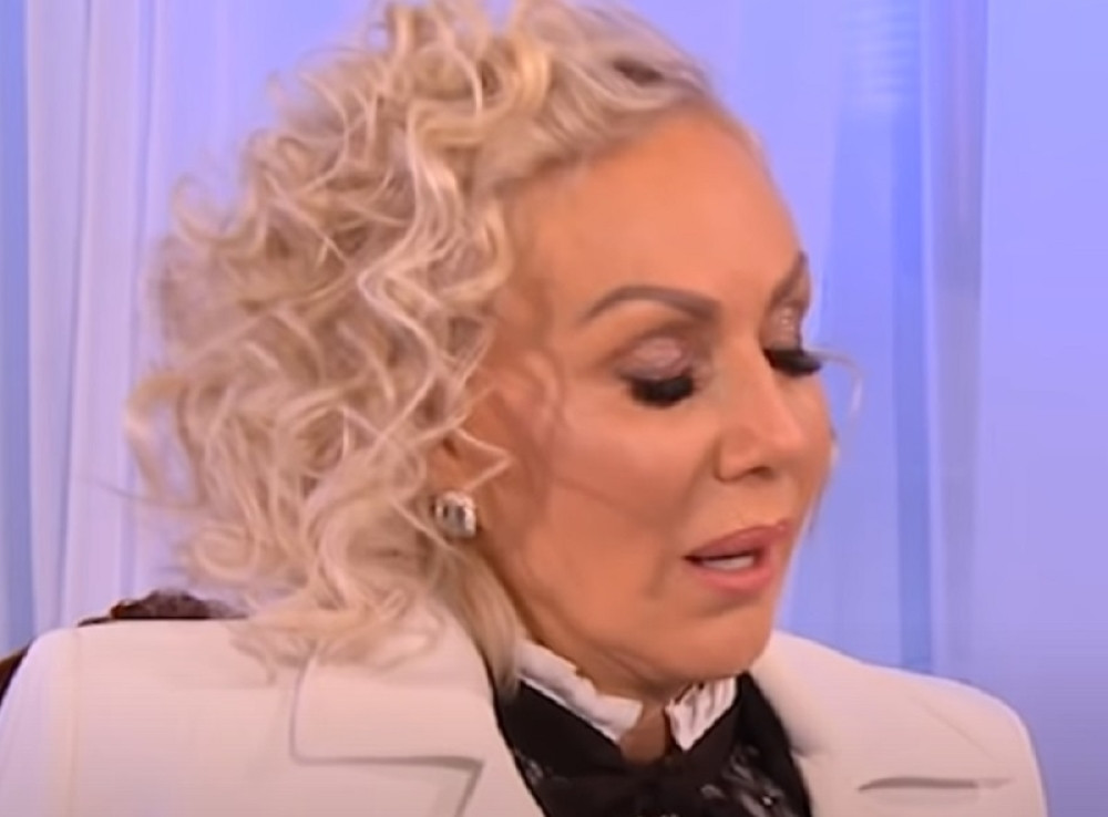 Lepa Brena doživela šok na centralnom gradskom trgu u Nici: Kamera sve zabeležila!