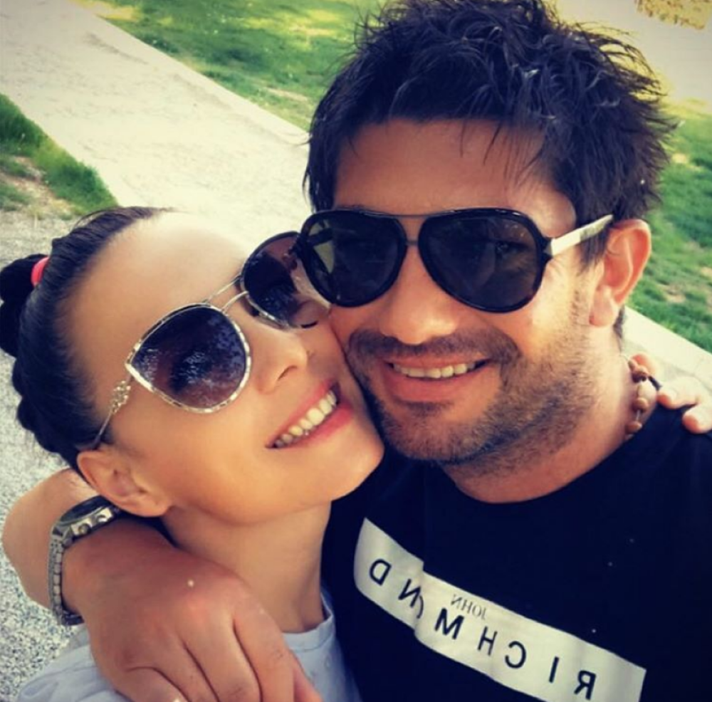 Srpski fudbaler koji je izvršio samoubistvo bio u vezi sa popularnom pevačicom koja je bila učesnica rijalitija! (FOTO)