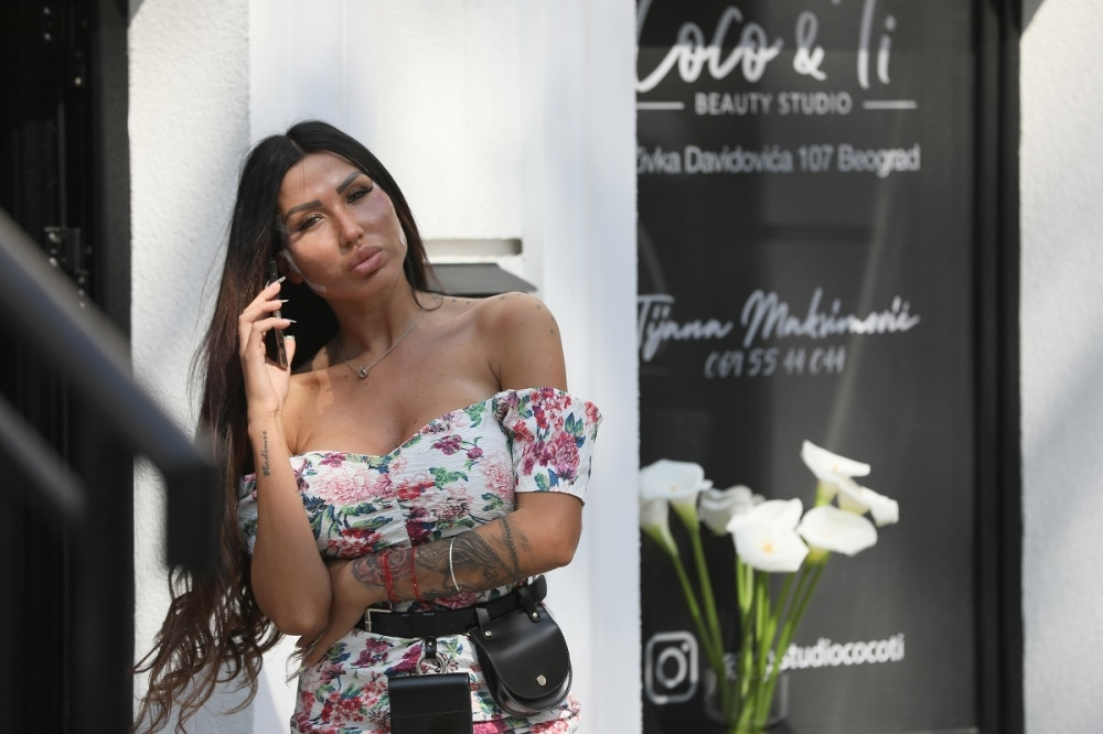 Prve fotografije Tijane Ajfon nakon napuštanja zatvora: Starletin izgled na licu govori sve!