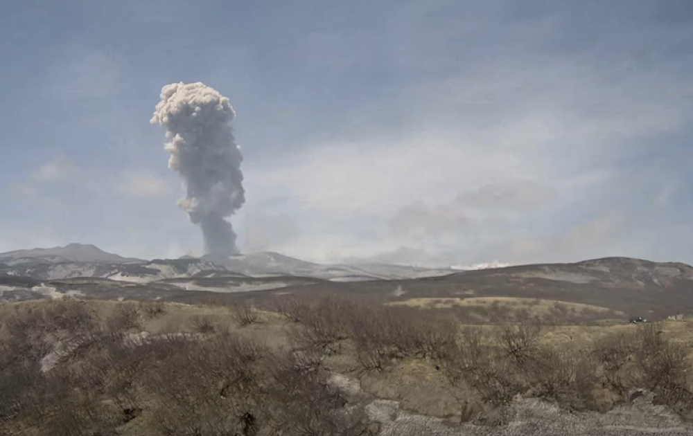 Zatreslo se tlo, a onda je zagrmela Zemljina utroba! (VIDEO)