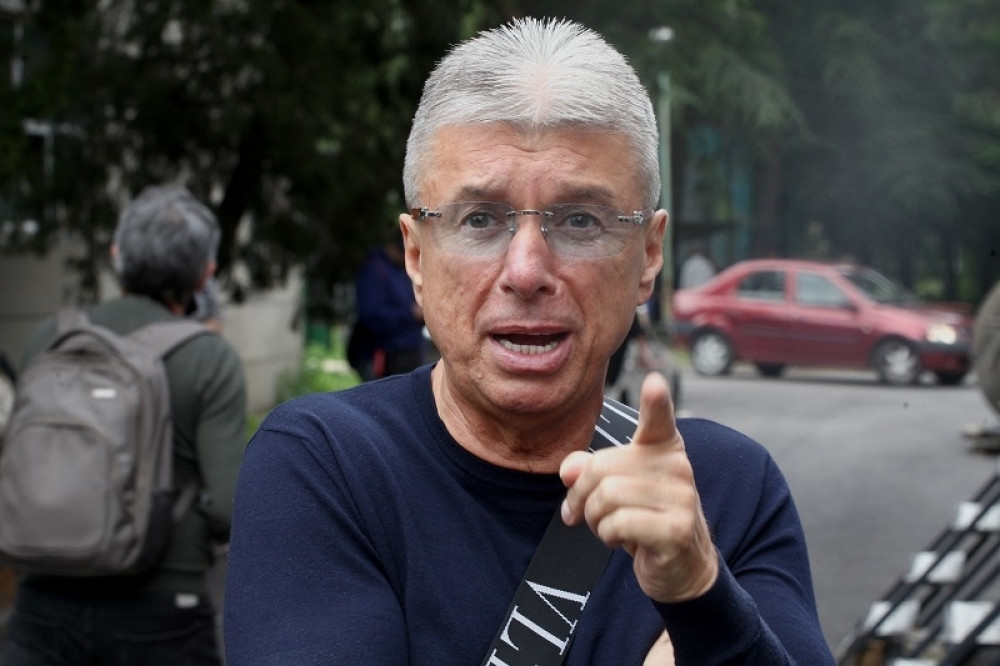 Otkrivamo pravu istinu o odnosu bivšeg direktora "Granda" i folk zvezde: Popović tražio od Lukasa 200.000 evra kamate! (FOTO/VIDEO)