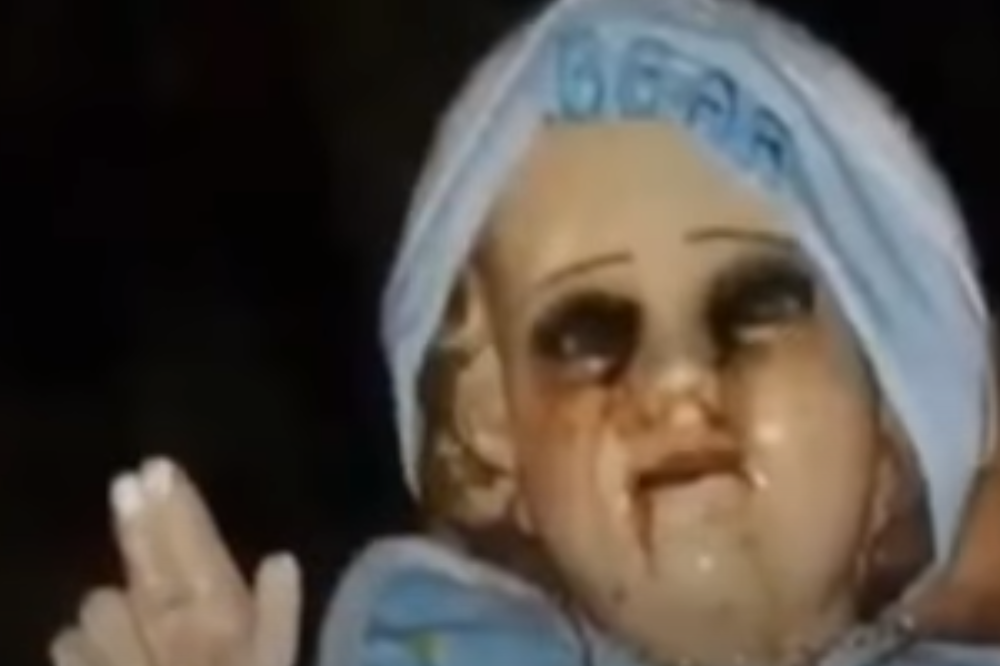 Lutka malog Isusa Hrista proplakala krv! U njenim očima su svi gresi čovečanstva (VIDEO)