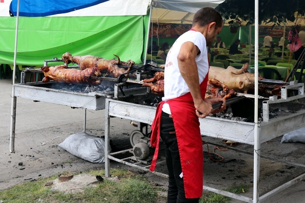 Prodaje se roštilj, mekike, pa čak i spomenici, a zaboravili su jedno pravilo