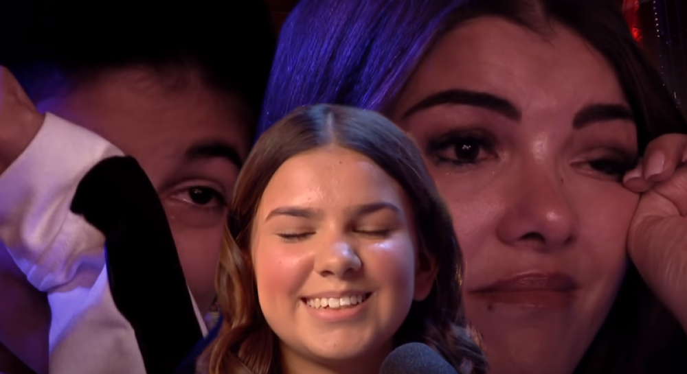 Na sceni muzičkog takmičenja slepa devojčica izazvala erupciju emocija! (VIDEO)