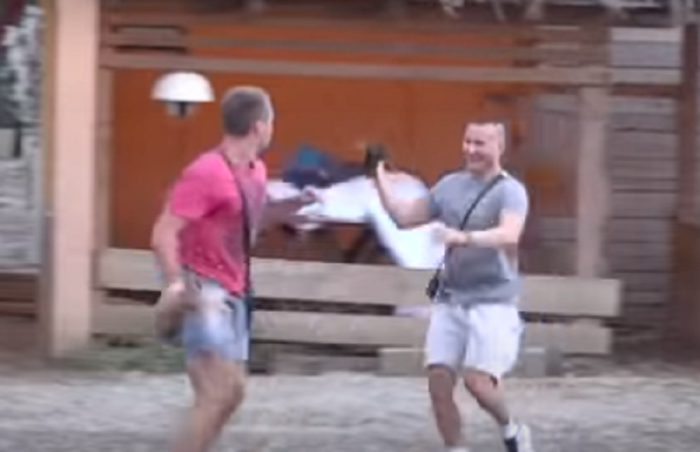 Zadrugari se gađali izmetom! Neviđen sukob Orozovića i Brendona! (VIDEO)