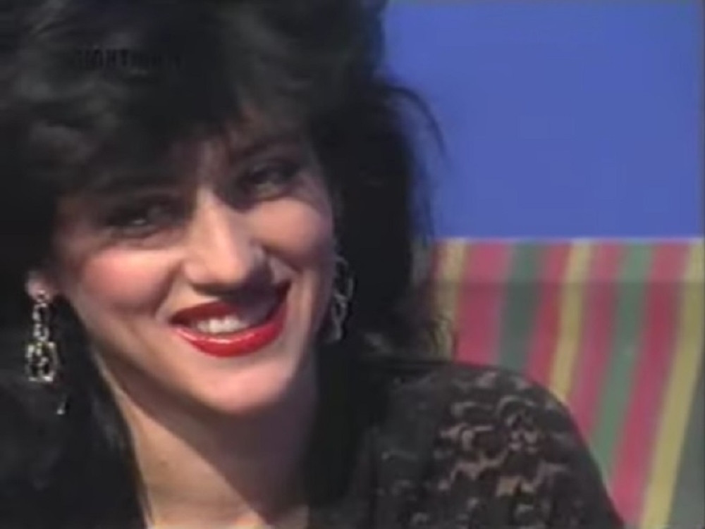 (VIDEO) Isplivali rani radovi Vesne Vukelić Vendi, a ovaj detalj razotkrio je misteriju vezanu za pevačicu!