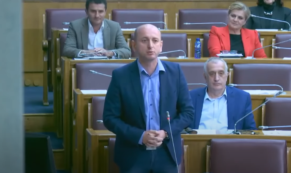 Knežević: Ne slažem se, niti podržavam njegovu izjavu