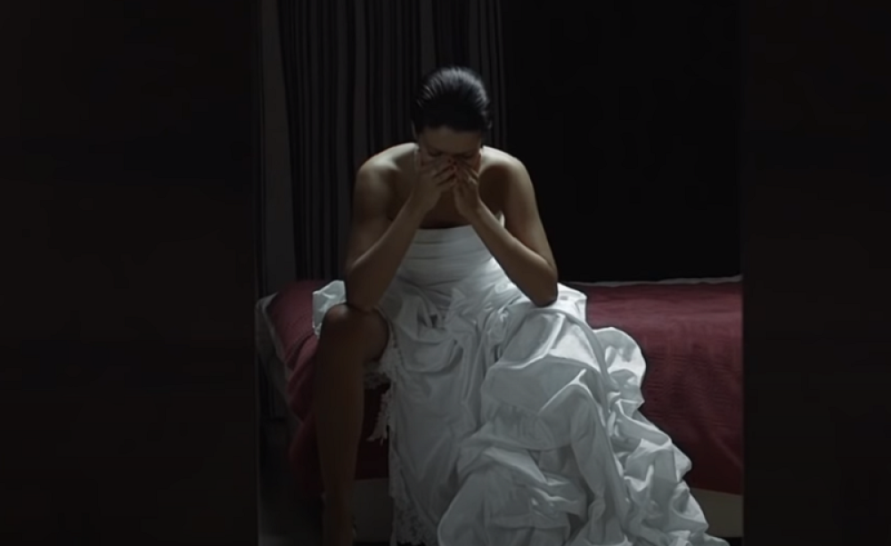 Naša pevačica u opasnim problemima: Ne može da spava ni pod jakim sedativima!