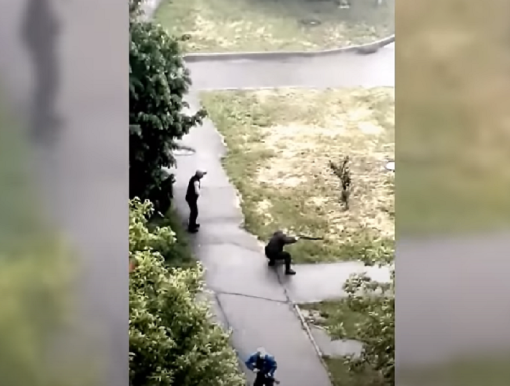 Vatreni obračun u Ukrajini zbog mini buseva, 20 osoba privedeno (VIDEO)