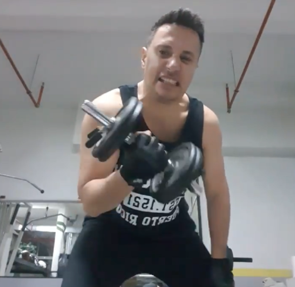 Andrija Milošević napumpao mišiće: Devojke "poludele" za poznatim glumcem! (FOTO)