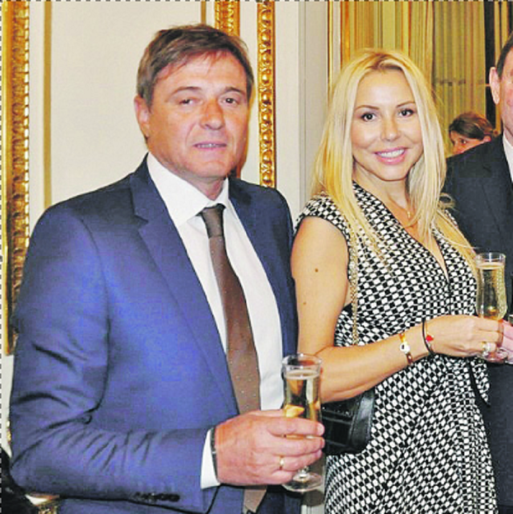 Glamurozno slavlje u domu fudbalera: Sve pršti od luksuza!