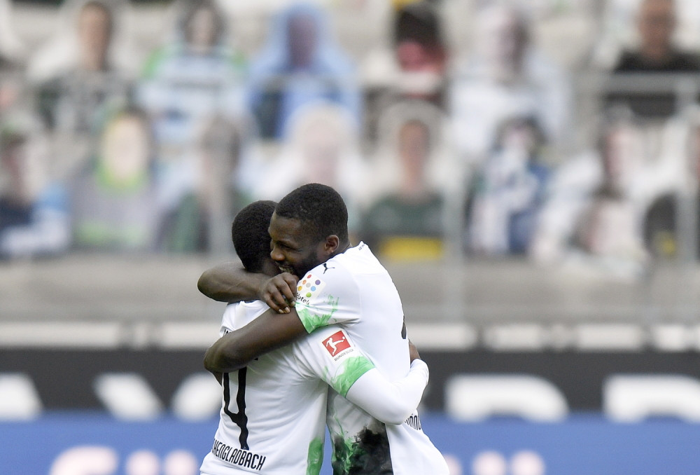 Potpisao za Borusiju pre četiri godine, tek sad debitovao! (VIDEO)