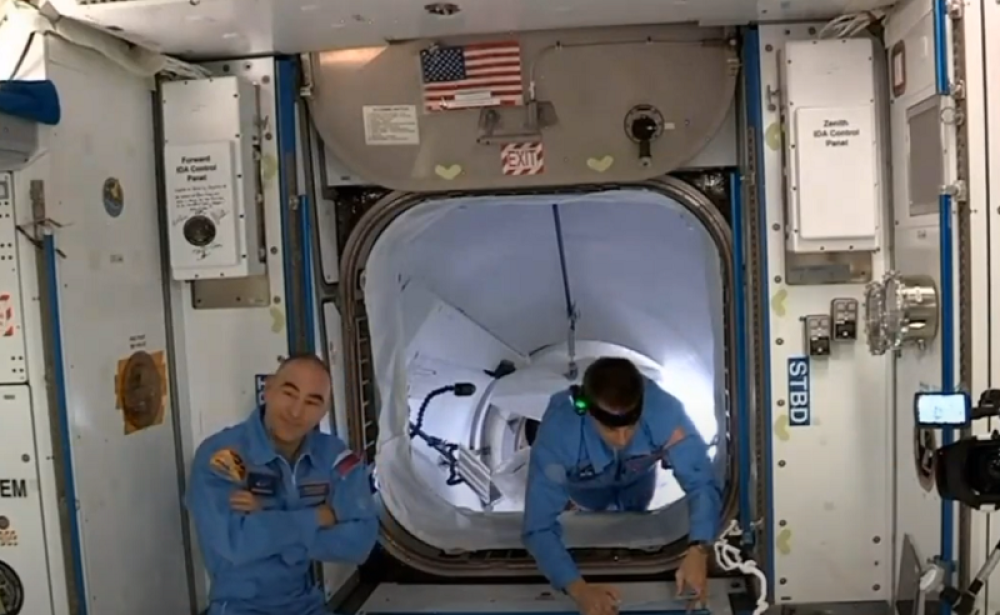 Amerikanci prvi put letelicom moćne privatne kompanije odleteli u svemir (FOTO/VIDEO)