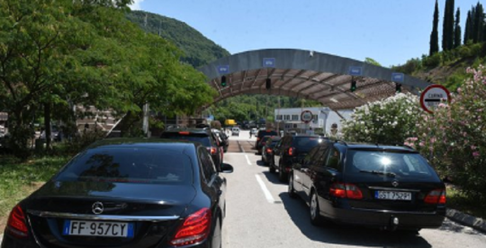 Javila se Srpkinja koja je noćas krenula za Grčku! Evo šta se dešava na granici, na plaže bolje i da ne idete