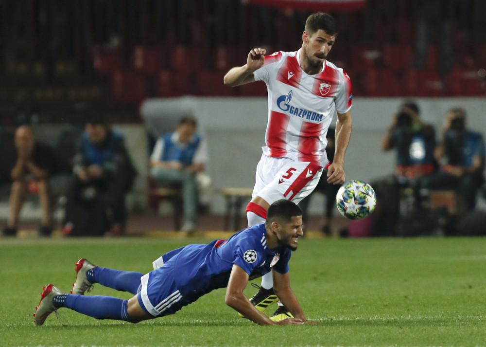 Zvezdin štoper udario jako na rivala, pa jednom rečenicom otkrio da ostaje!