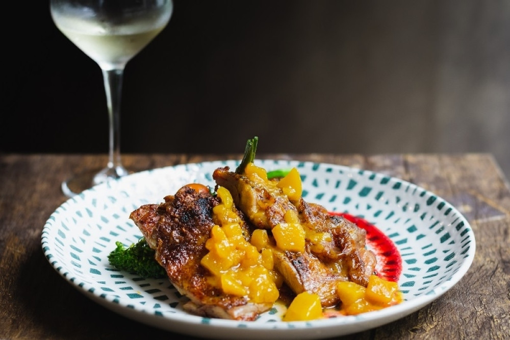 Karipska piletina koja će oduševiti vaša čula! (RECEPT)