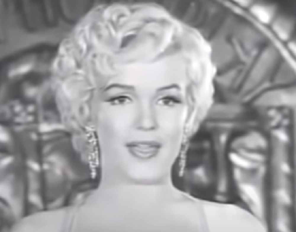 Merilin Monro je imala teško detinjstvo, bila je zlostavljana, a tokom Drugog svetskog rata radila je u fabrici aviona!