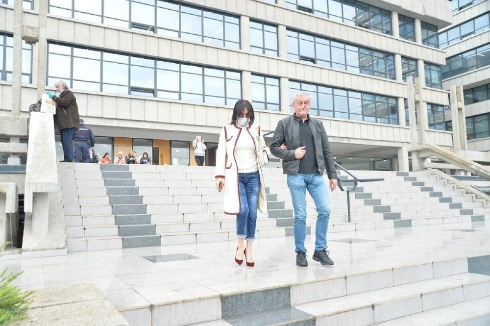 Ceca na suđenje došla sa potpuno novom frizurom: Skratila kosu, izgleda neprepoznatljivo!