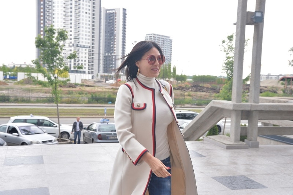 Ražnatovićeva krenula na sud u odeći vrednoj 10.000 evra: Ceca se brendirala od glave do pete!