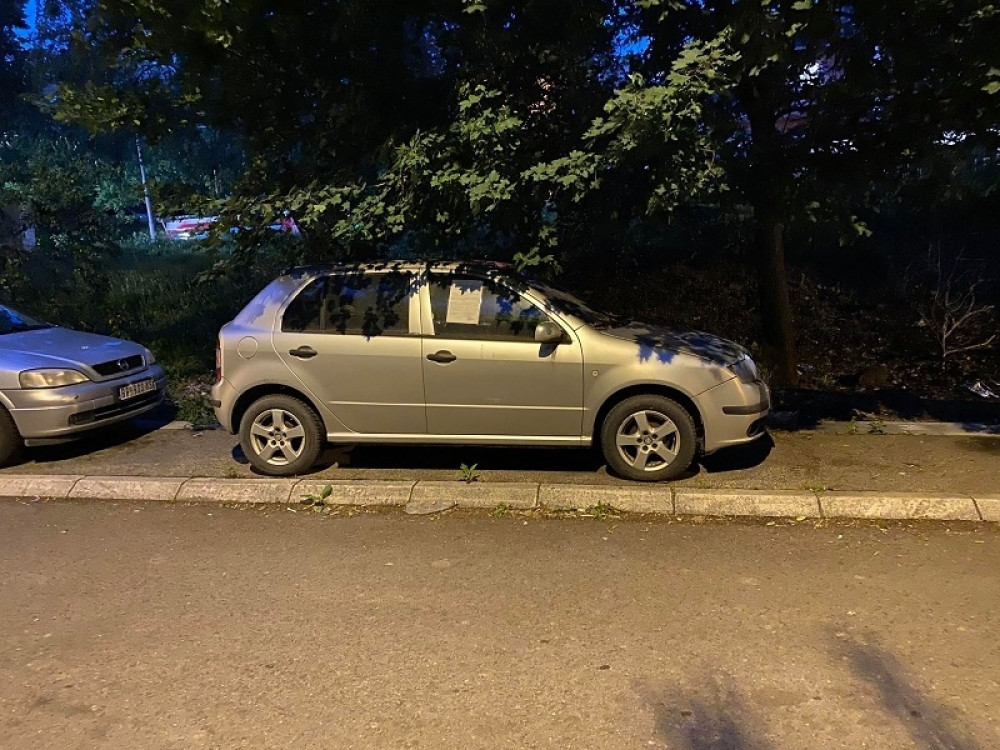 Ukoliko posedujete ovakvo vozilo, pod hitno uradite šta se traži! (FOTO)