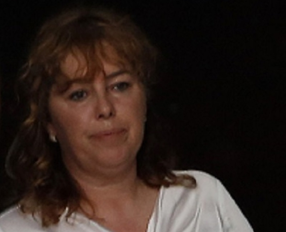 Pogledajte kako se Bogdanina majka obukla da dočeka svoju priju Cecu i goste!