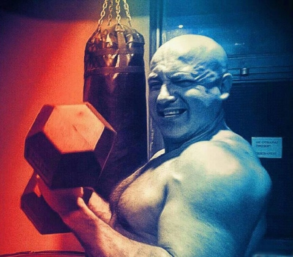 Zdravko proganjao ljude, privodio ih i otimao im automobile