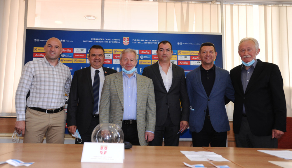 Crvena zvezda i Partizan za veliko finale!