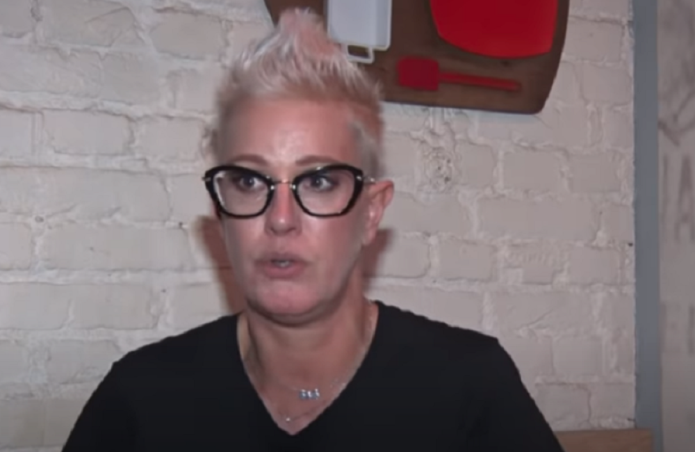 Poznata pevačica pobesnela zbog sramotnih komentara na društvenim mrežama! (FOTO/VIDEO)