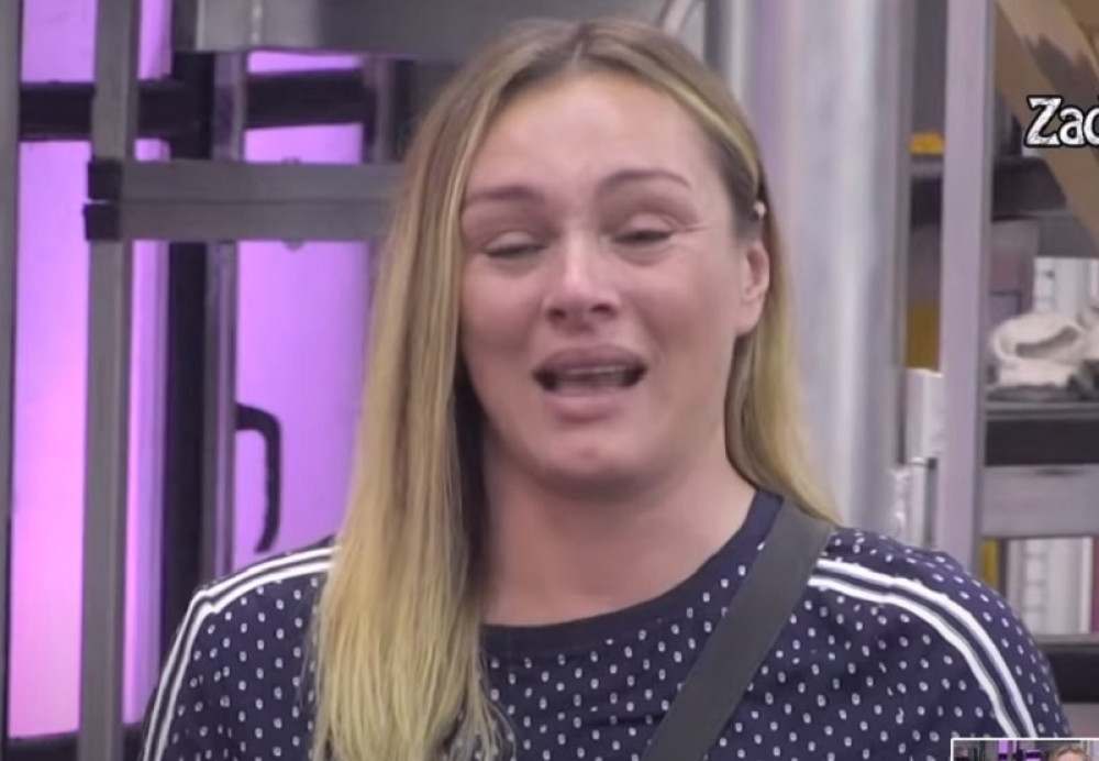 Usred superfinala Anabeli saopšteno za smrt bliskog prijatelja!