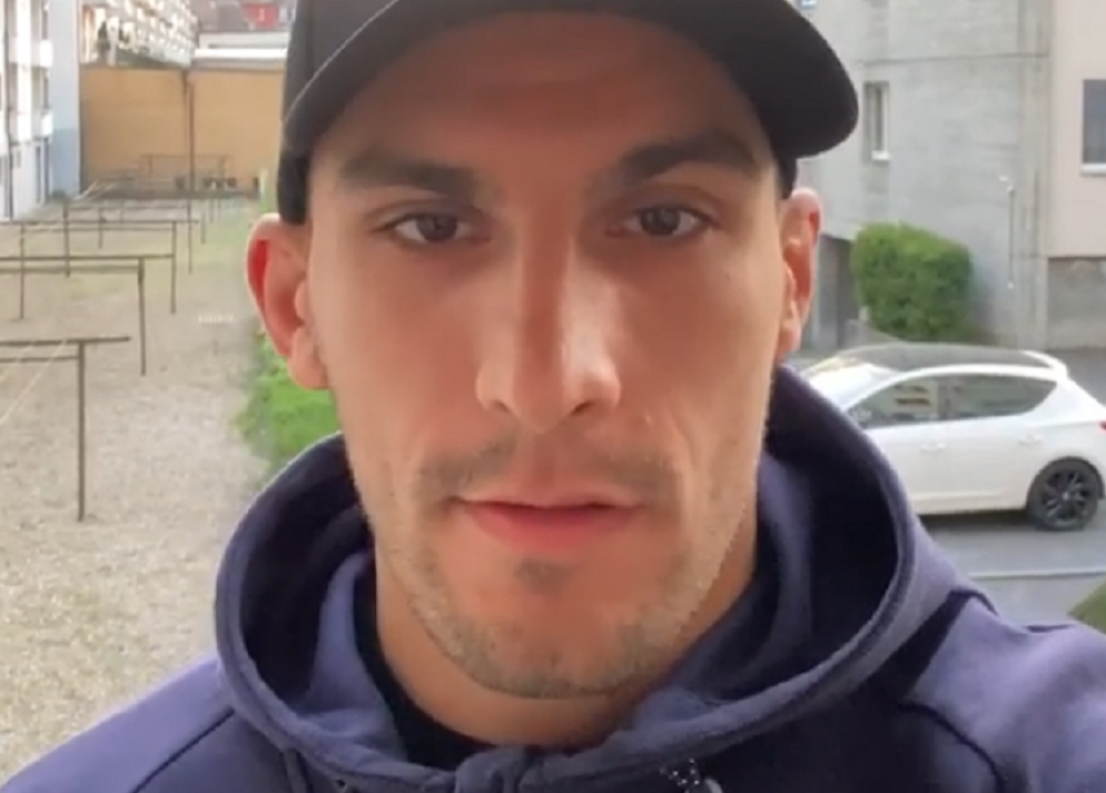 Srpski sportista se našao u paklu, munjevito reagovao i sve snimio! Poludeo: "Mamu li ti je*em!" Nije smeo da ga prebije