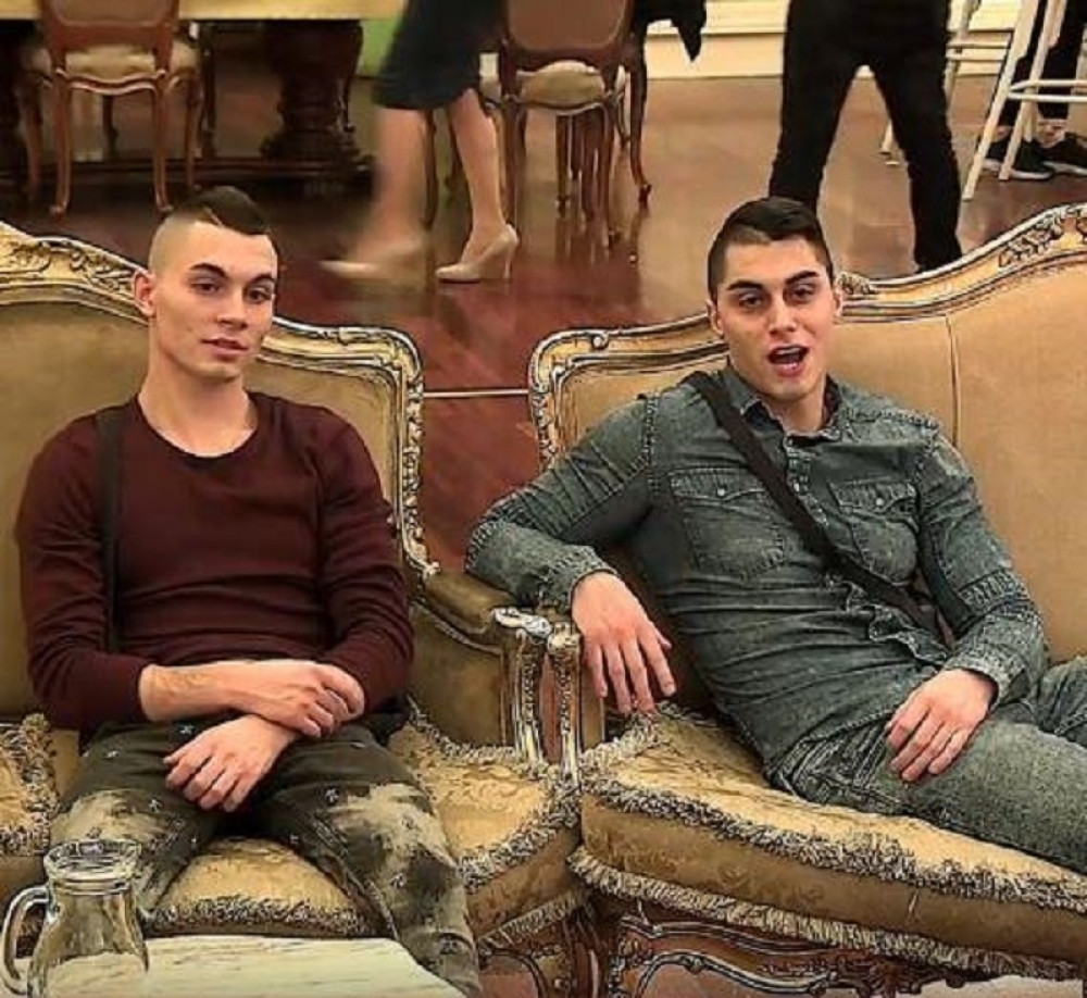 U jednom danu imala odnose sa oba brata: Učesnica "Parova" ne gubi vreme!