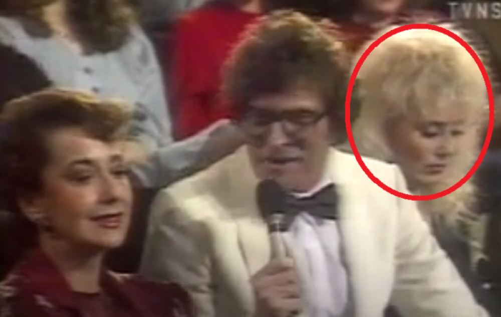 Svetlana Bojković govori stihove Desanke Maksimović, a Brena negoduje  (VIDEO)