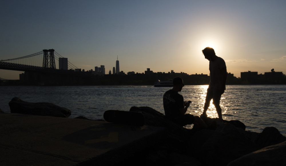 Pecaroš je zabacio udicu, a onda je iz vode krenula da izlazi ljudska noga