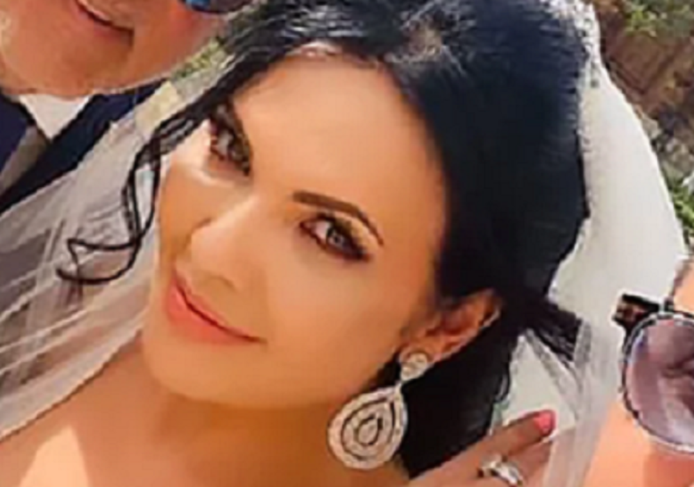 Oženio se 30 godina mlađom lepoticom! Ona je prava bomba, mogao bi otac da joj bude, ali pala je na šampionski šarm (FOTO)