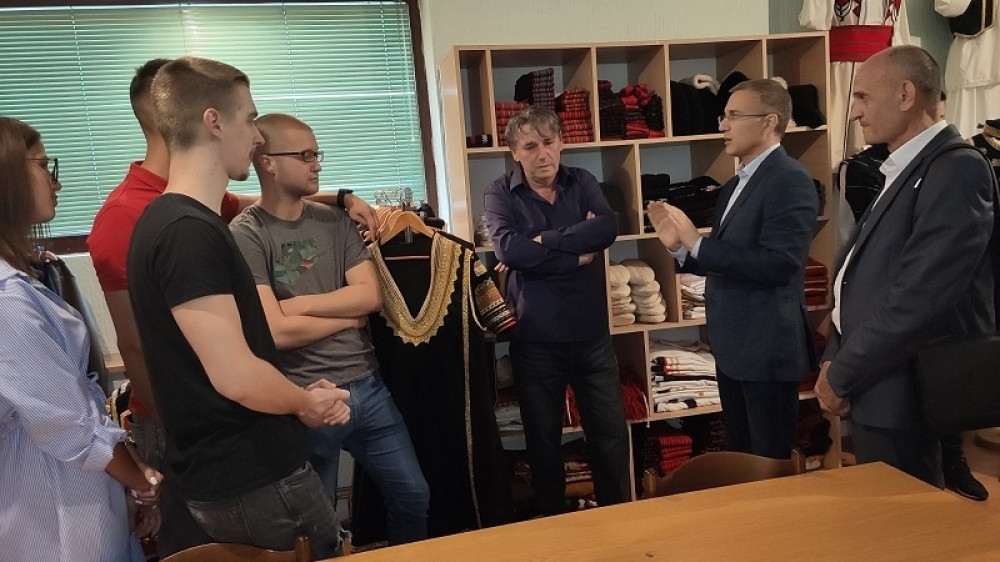 "Da nastavimo da zajedno gradimo našu Srbiju kao još bolje mesto za našu decu"