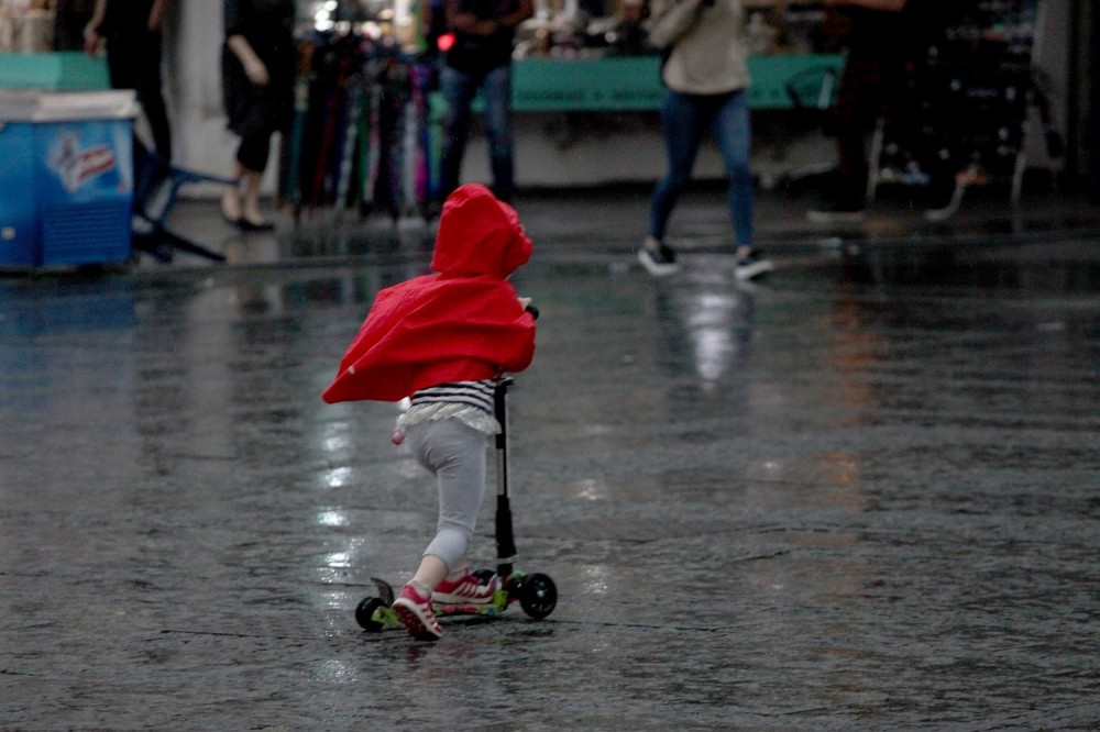 Ne izlazite bez specijalne kreme i kišobrana