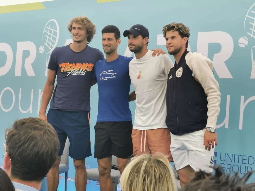 Zverev u tom trenutku pogledao ka kameri, osmehnuo se i izjurio sa konferencije! (VIDEO)