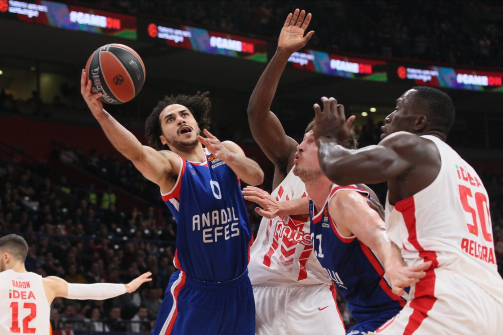 Larkin poručio menadžerima: "Neću vam se javiti na telefon"