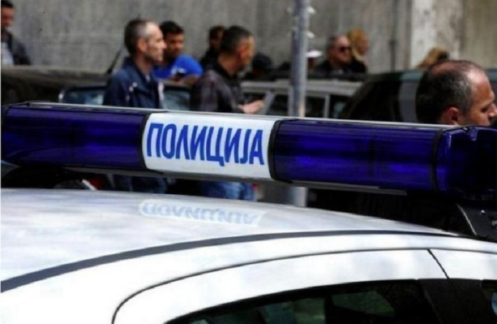 Devojčicu udario automobil, hitno prebačena na Institut za majku i dete