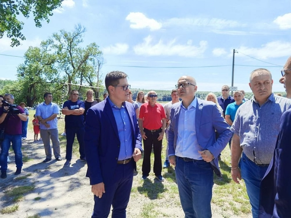 Gradonačelnk Vučević: Razvijaju se prigradska naselja, Futogu i Begeču nove investicije (FOTO)
