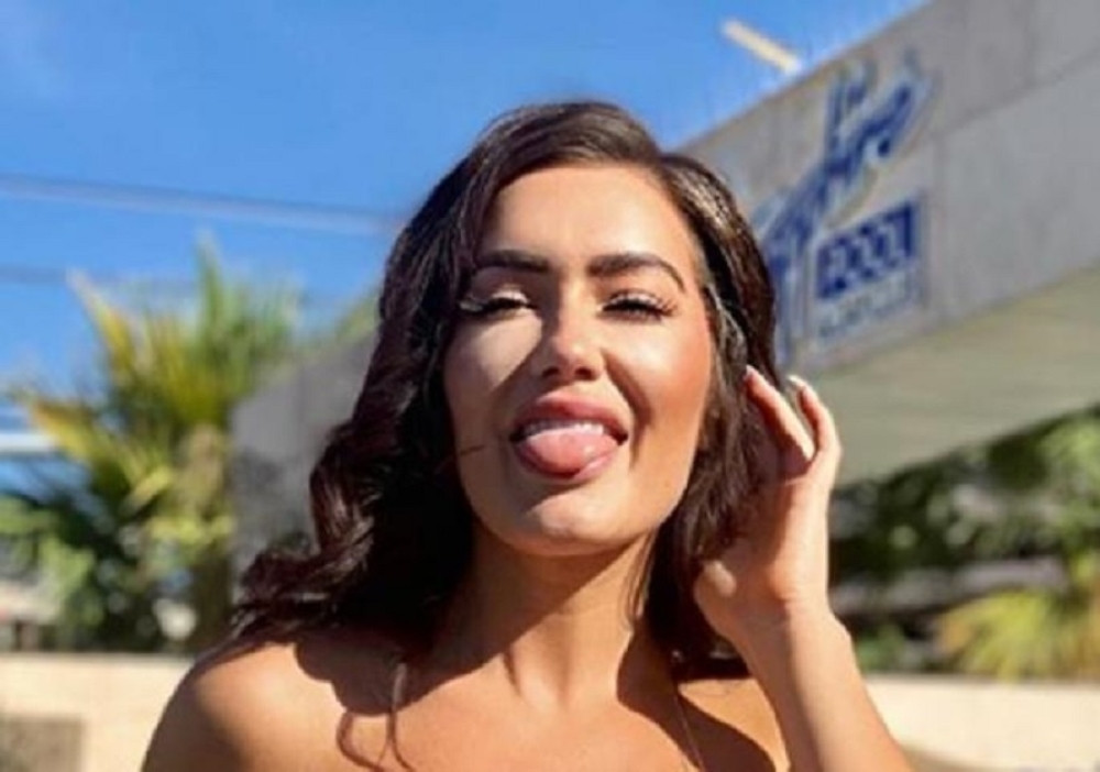 Ova Plejbojeva "zečica" ga nosi na sebi - izgleda spektakularno! (FOTO)