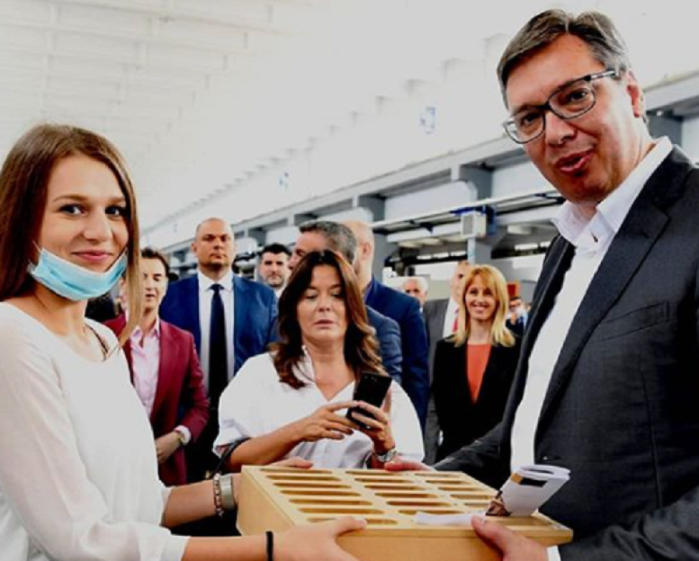 "Ministri da ostave telefone unutra kad dolaze kod mene" (FOTO)