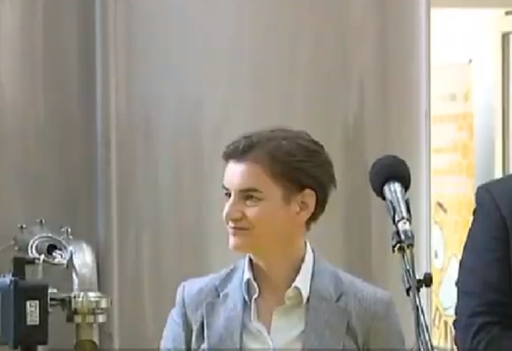 Ponovo incident sa N1, Brnabić nije mogla više da ih trpi: Nemojte ljudi, stvarno, zar morate i ovaj događaj da unizite?