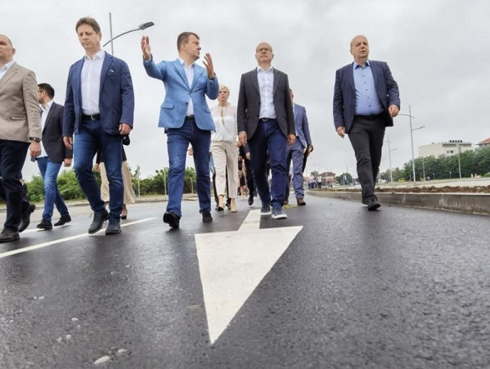 Gradonačelnik Vučević: Radili smo zajedno sa Pokrajinskom vladom i ovo je dobar primer realizacije velikih projekata (FOTO)