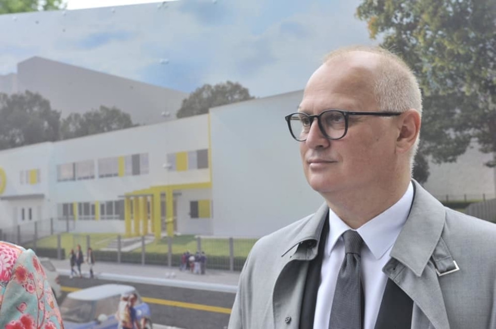 Vesić: Dok su drugi rešavali problem otpadna voda u BG su ćutali