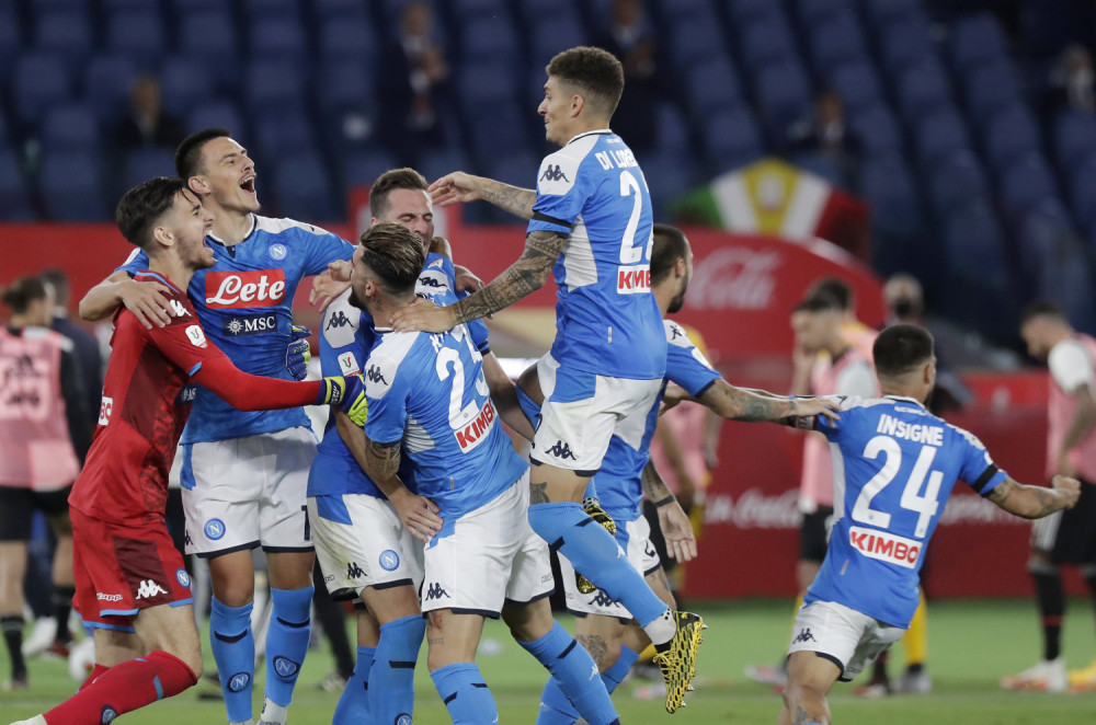 Napoli uništio Đenovu