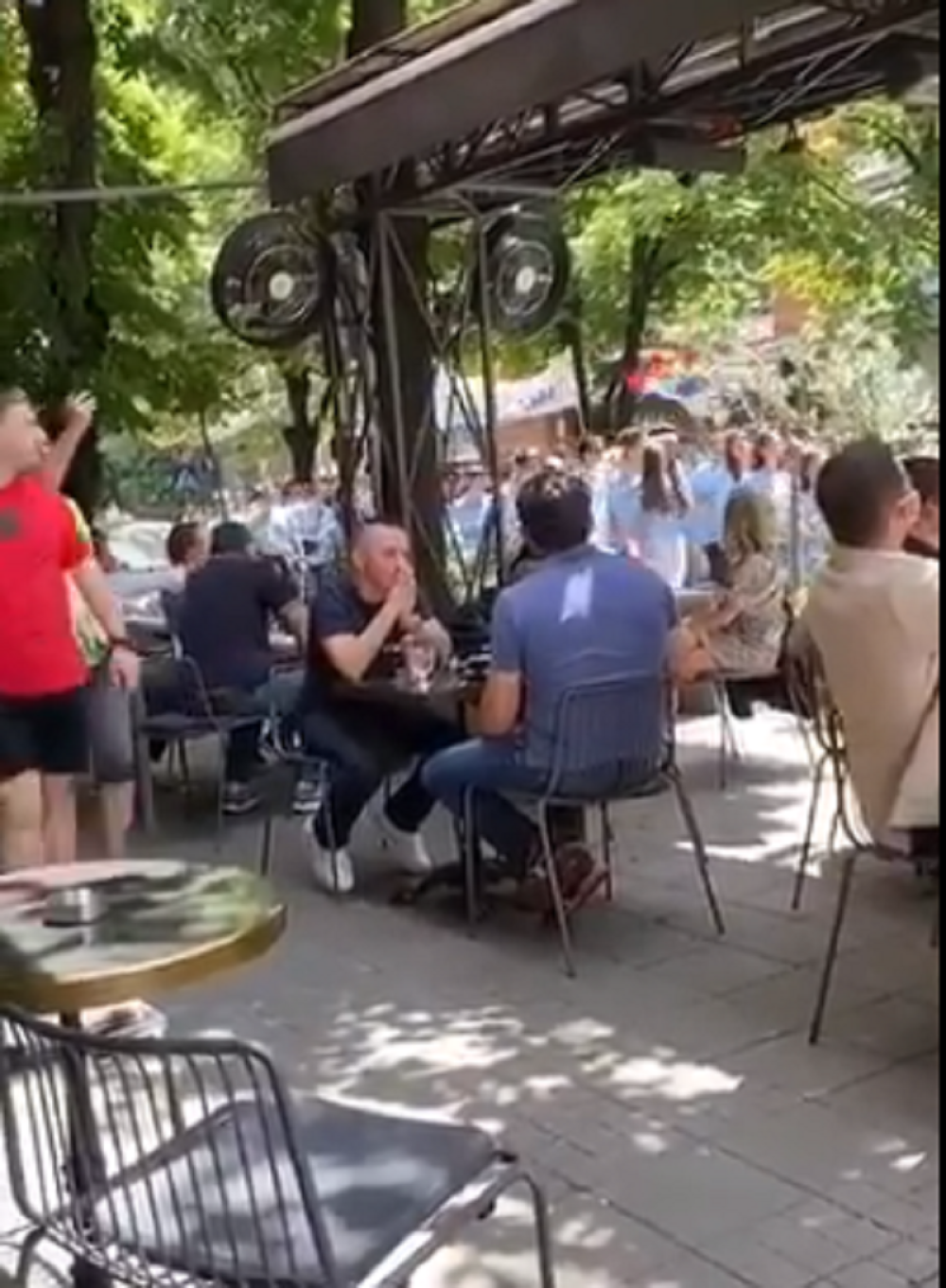 Pesme Seke Aleksić naljutile Beograđanku! Oštro reagovala na proslavi mature